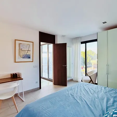 Paladium Costabravasi Holiday home *